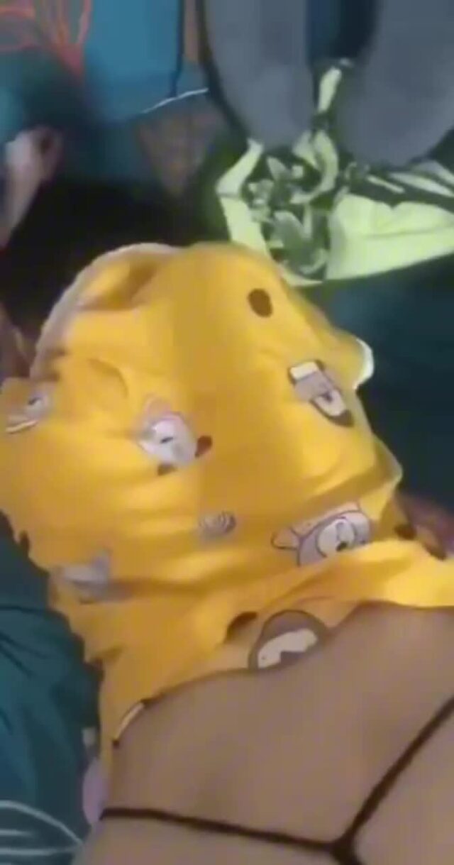 Em streamer xinh tự sướng phang hậu bơm vú khủng